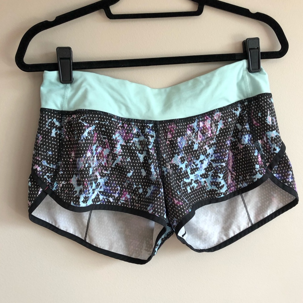Lululemon Patterned Running Shorts Size 6!